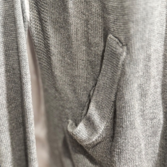 Lululemon gray cardigan - Picture 3 of 7